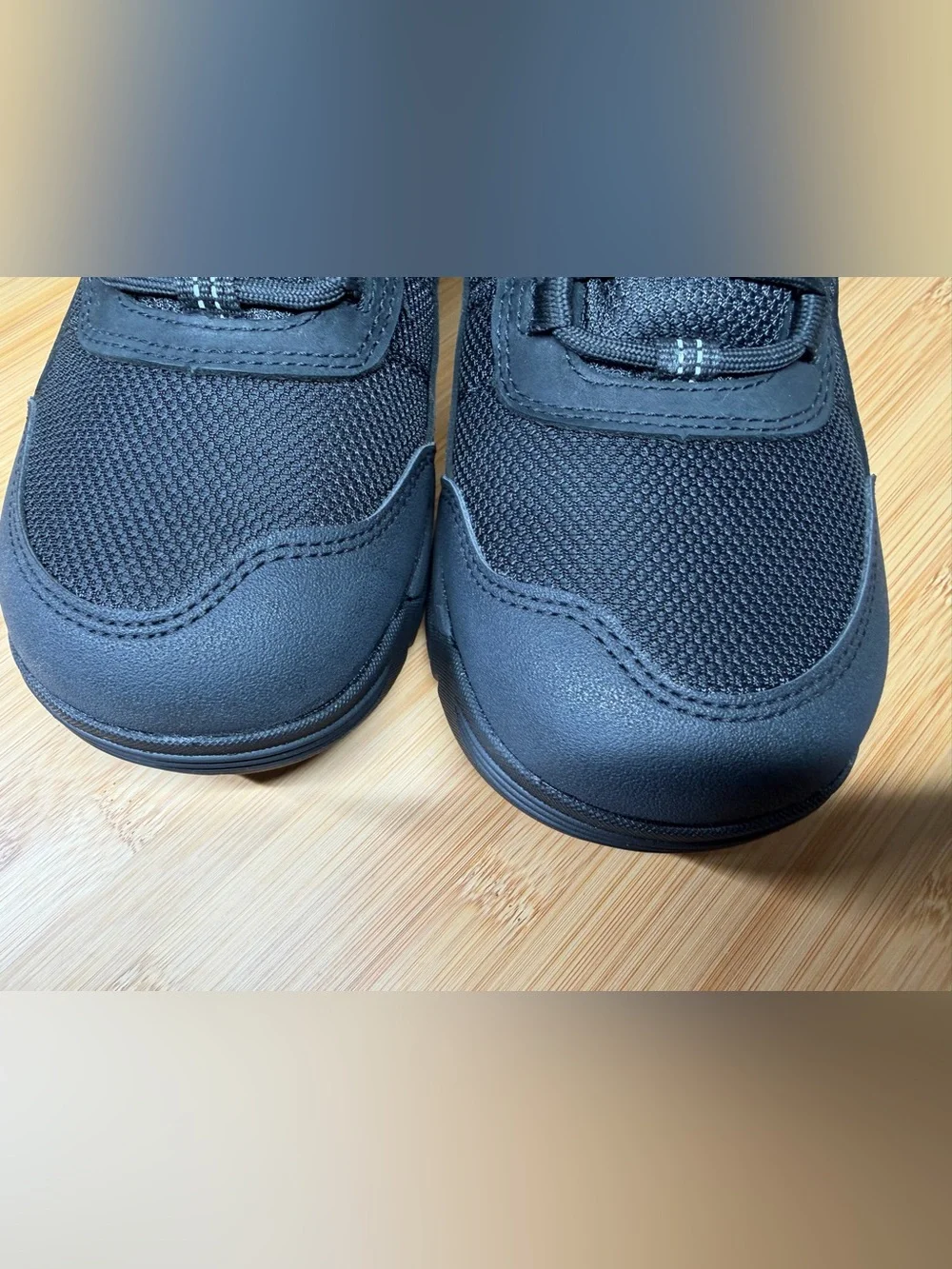 KEEN Men's Skokie Soft Toe Black Waterproof Utlity Mid Hiking Work Boots Size 8D